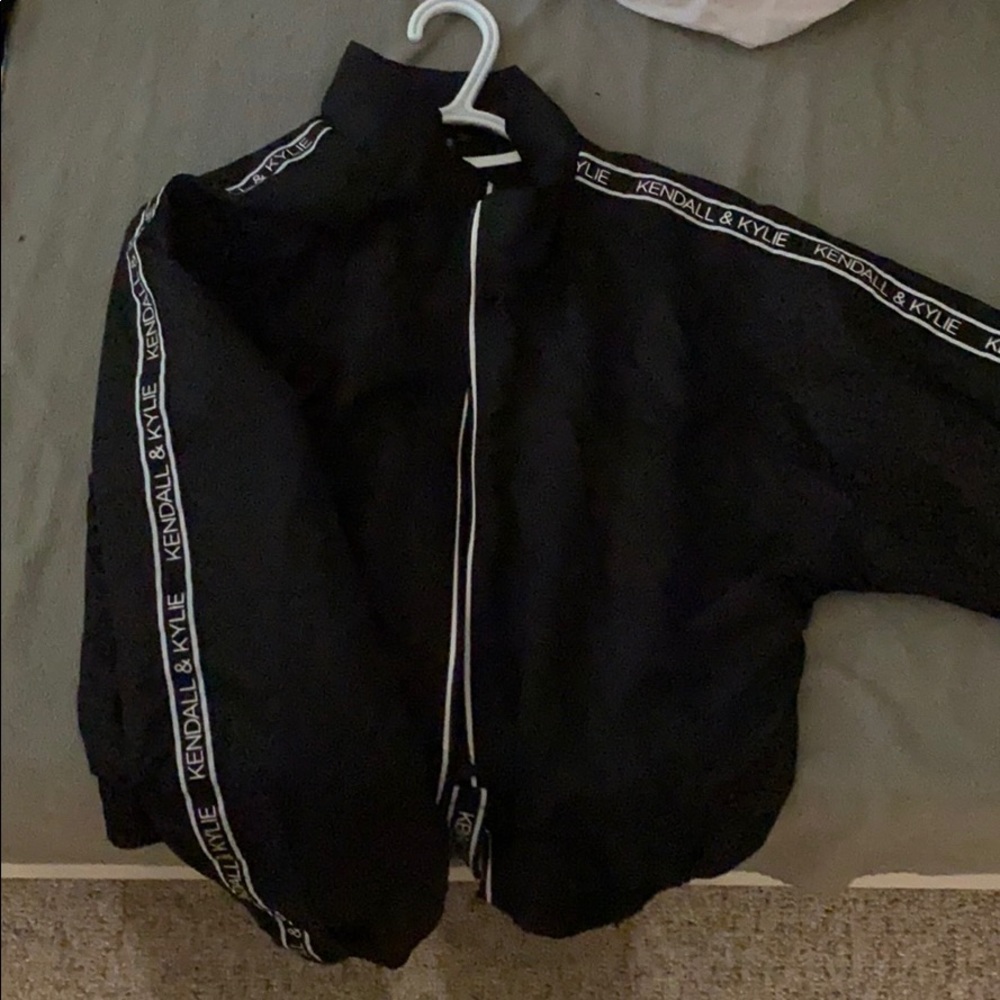 Kendall and Kylie Zip-up Windbreaker